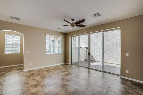 3913 Edna Dr, Gilbert, AZ 85296 photo 5