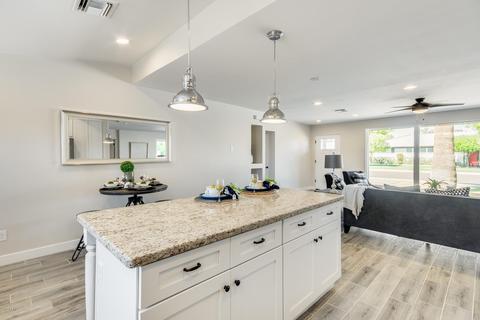 337 Elm St, Phoenix, AZ 85012 photo 12