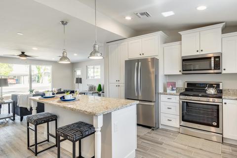 337 Elm St, Phoenix, AZ 85012 photo 11