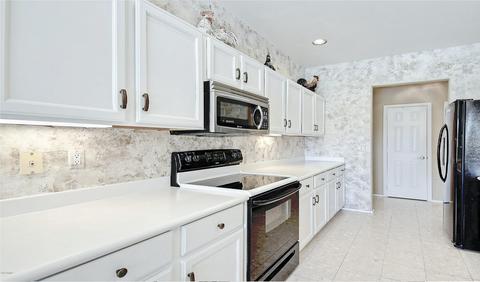 4687 E Kelly Dr, Gilbert, AZ 85234 photo 9