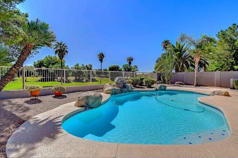 4687 E Kelly Dr, Gilbert, AZ 85234 photo 3