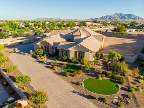 2347 E Mead Dr, Gilbert, AZ 85298 photo 2