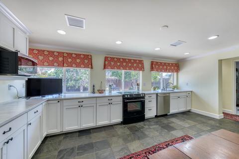 4143 N 35th Pl, Phoenix, AZ 85018 photo 5