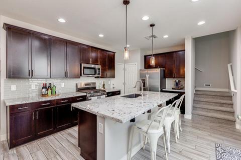 4640 E Patrick Ln, Phoenix, AZ 85050 photo 4