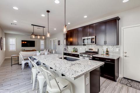 4640 E Patrick Ln, Phoenix, AZ 85050 photo 5