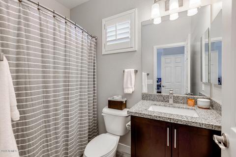 4640 E Patrick Ln, Phoenix, AZ 85050 photo 12