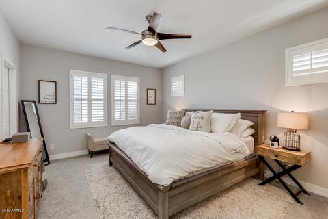 4640 E Patrick Ln, Phoenix, AZ 85050 photo 8