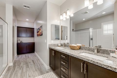 4640 E Patrick Ln, Phoenix, AZ 85050 photo 10