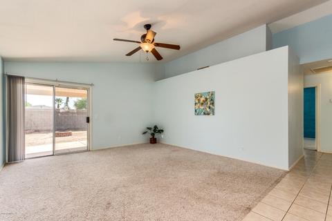 8515 E Clovis Ave, Mesa, AZ 85208 photo 2