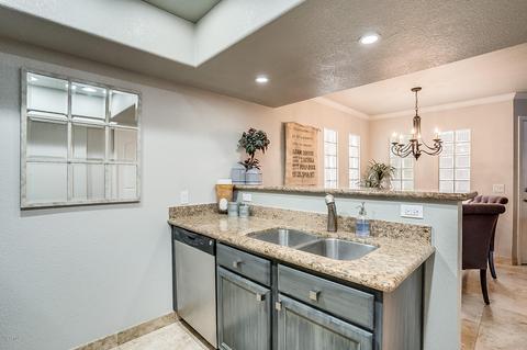 3235 E Camelback Rd #121, Phoenix, AZ 85018 photo 12