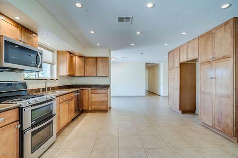 512 W Thunderbird Rd, Phoenix, AZ 85023 photo 3