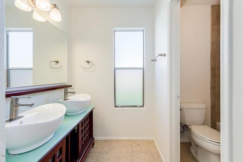3866 E Whitney Ln, Phoenix, AZ 85032 photo 5