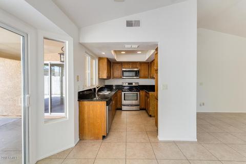 3866 E Whitney Ln, Phoenix, AZ 85032 photo 10