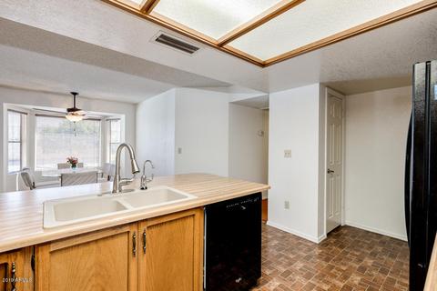 923 E Taro Ln, Phoenix, AZ 85024 photo 13
