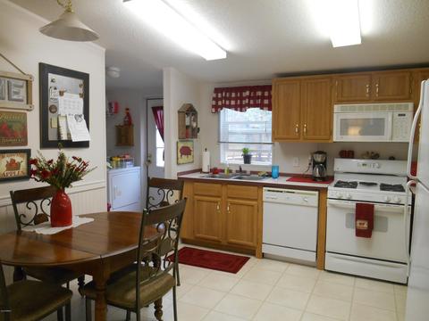 2138 E Wildflower Rd, Overgaard, AZ 85933 photo 9