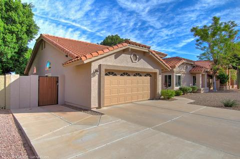 1958 El Freda Rd, Tempe, AZ 85284 photo 2