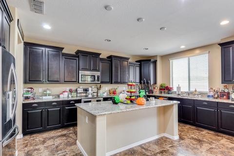 1462 E Warbler Rd, Gilbert, AZ 85297 photo 3