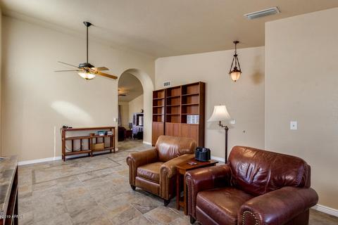 402 E Melody Ln, Gilbert, AZ 85234 photo 6