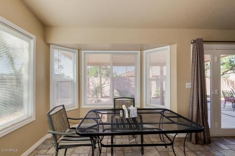 402 E Melody Ln, Gilbert, AZ 85234 photo 16