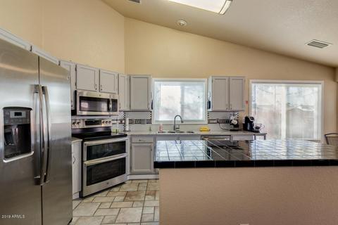402 E Melody Ln, Gilbert, AZ 85234 photo 12