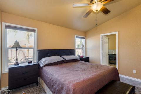 402 E Melody Ln, Gilbert, AZ 85234 photo 17