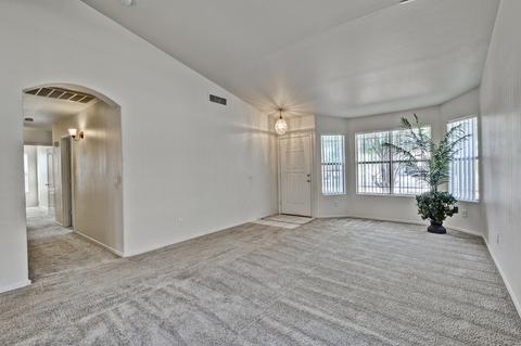 2309 E Austin Dr, Gilbert, AZ 85296 photo 5