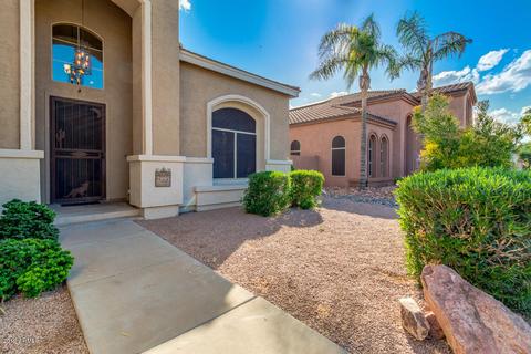 2895 E Millbrae Ln, Gilbert, AZ 85234 photo 9