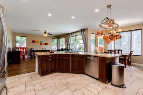 2895 E Millbrae Ln, Gilbert, AZ 85234 photo 19