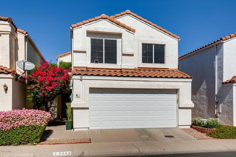 2342 E Gelding Dr, Phoenix, AZ 85022 photo 2