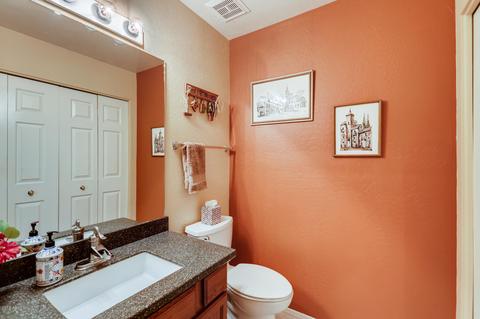 2342 E Gelding Dr, Phoenix, AZ 85022 photo 13