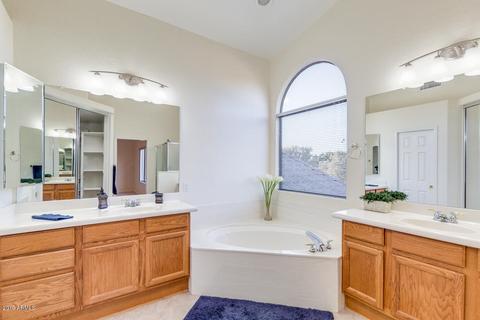 1760 E Amber Ct, Gilbert, AZ 85296 photo 30