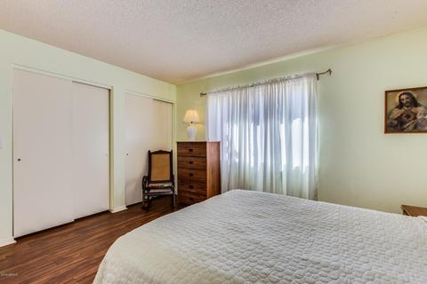 1031 E Michelle Dr, Phoenix, AZ 85022 photo 13