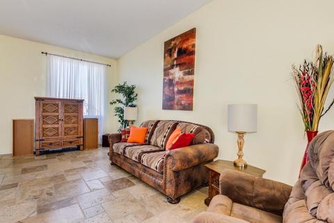 1031 E Michelle Dr, Phoenix, AZ 85022 photo 5