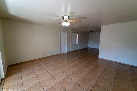 3237 W Stella Ln, Phoenix, AZ 85017 photo 9