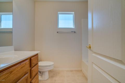 4301 E Cedarwood Ln, Phoenix, AZ 85048 photo 13