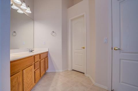 4301 E Cedarwood Ln, Phoenix, AZ 85048 photo 11
