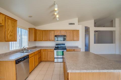 4301 E Cedarwood Ln, Phoenix, AZ 85048 photo 2