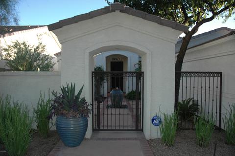 1145 E Ocotillo Rd, Phoenix, AZ 85014 photo 3