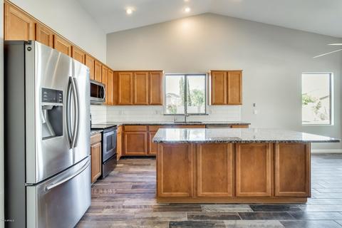 2220 E Iris Dr, Chandler, AZ 85286 photo 9
