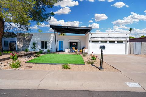 2828 E Sunnyside Dr, Phoenix, AZ 85028 photo 1