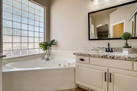 99 W Baylor Ln, Gilbert, AZ 85233 photo 22