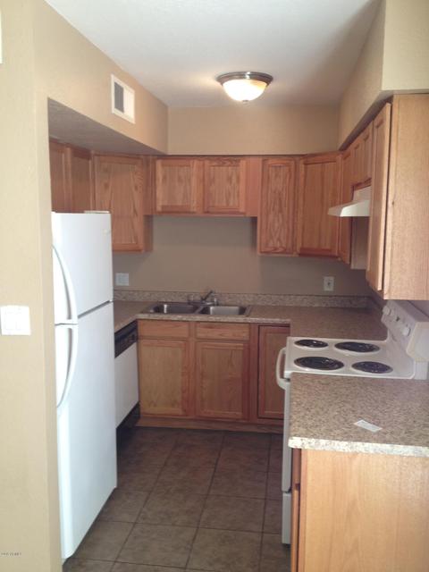 2693 E Oakleaf Dr, Tempe, AZ 85288 photo 3