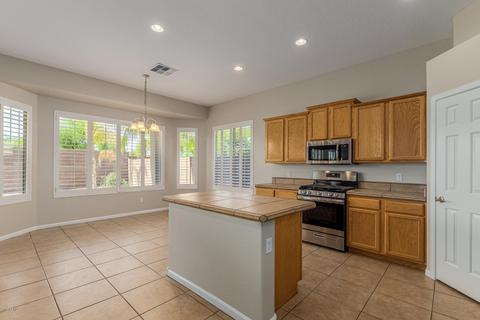 2740 S Seton Ave, Gilbert, AZ 85295 photo 13