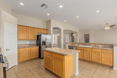 2740 S Seton Ave, Gilbert, AZ 85295 photo 16
