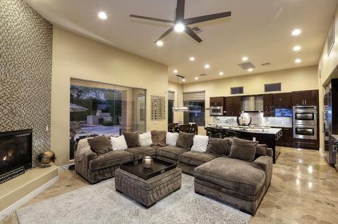 3736 E Maffeo Rd, Phoenix, AZ 85050 photo 4