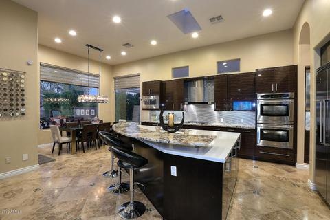 3736 E Maffeo Rd, Phoenix, AZ 85050 photo 2