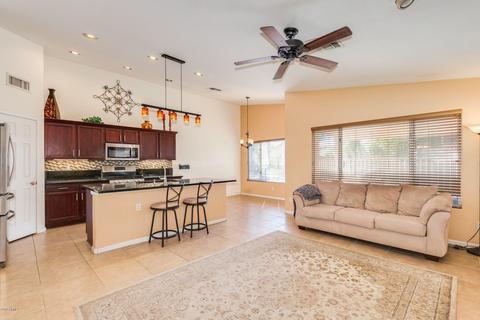 3445 E Utopia Rd, Phoenix, AZ 85050 photo 9
