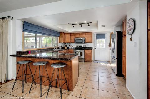 1037 E Magdalena Dr, Tempe, AZ 85283 photo 3