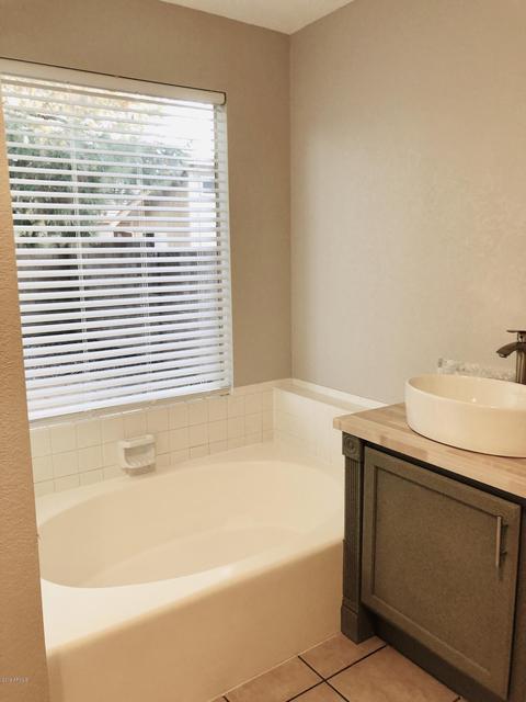3011 E Topeka Dr, Phoenix, AZ 85050 photo 37