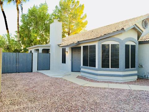 3011 E Topeka Dr, Phoenix, AZ 85050 photo 4